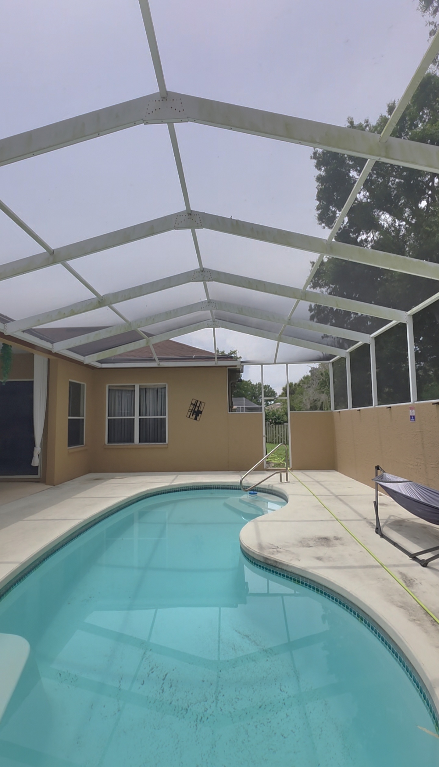  Pool Cage Cleaning and Deck Pressure Washing in Winter Haven, FL