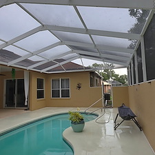 Pool-Cage-Cleaning-and-Deck-Pressure-Washing-in-Winter-Haven-FL 4