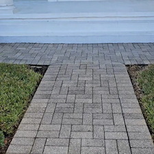 Driveway-and-Walkway-Wash-in-Tampa-FL 2