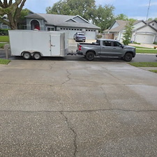 Driveway-Pressure-Washing-in-Valrico-FL-Algae-and-Mold-Removal 6
