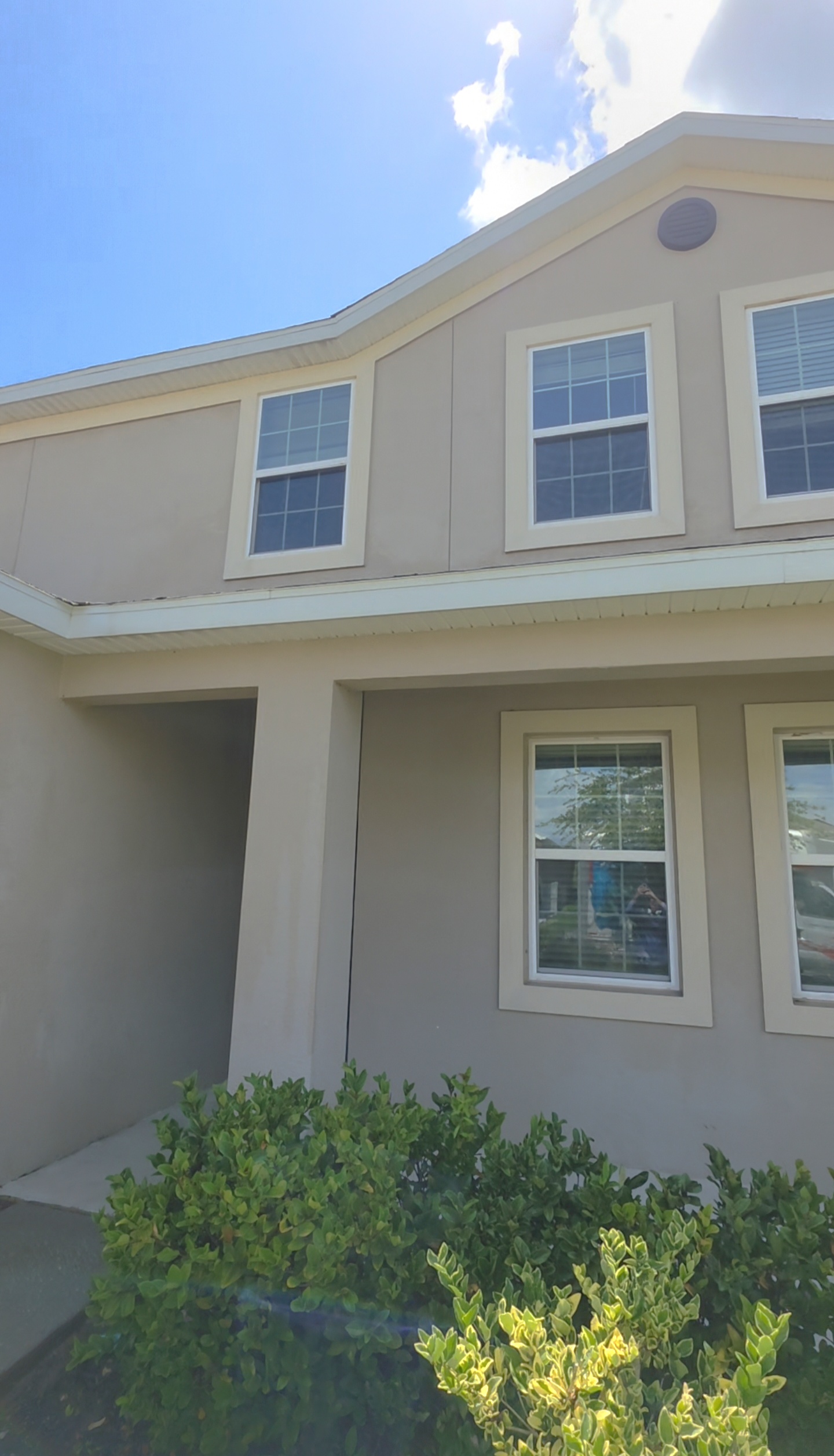 Driveway Washing & House Soft Wash in Kissimmee, FL | Thompson Pressure Washing