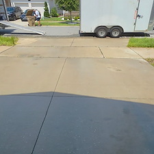 Driveway-Washing-House-Soft-Wash-in-Kissimmee-FL-Thompson-Pressure-Washing 6