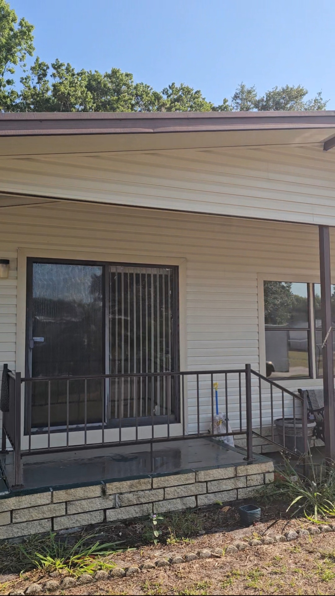 House Wash in Lakeland,  FL Thumbnail