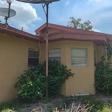 House-Washing-in-Mulberry-FL-Thompson-Pressure-Washing 2
