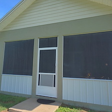 House-Washing-in-Winter-Haven-FL-Soft-Wash-Vinyl-Stucco-Home 4