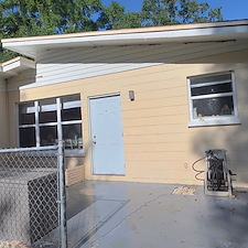 Lakeland-House-Washing-Block-Home-Fascia-Siding-Cleaning 2