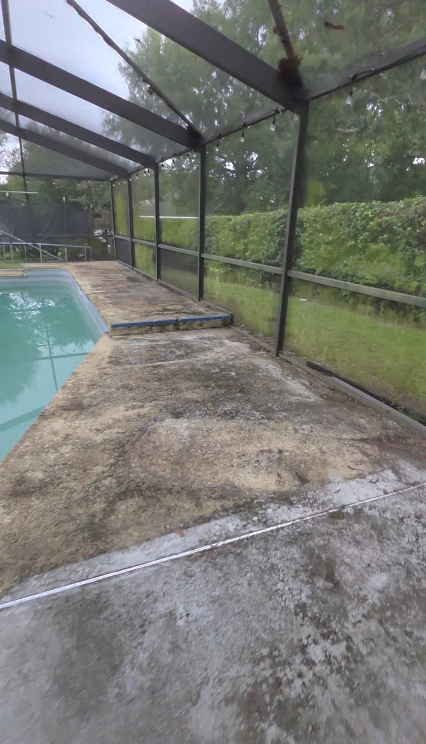 Pool Deck Pressure Wash Transformation in Lakeland, FL
