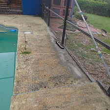 Pool-Deck-Pressure-Wash-Transformation-in-Lakeland-FL 5