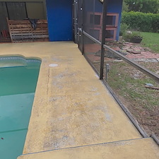 Pool-Deck-Pressure-Wash-Transformation-in-Lakeland-FL 4