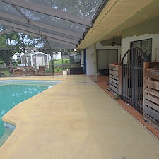Pool-Deck-Pressure-Wash-Transformation-in-Lakeland-FL 2