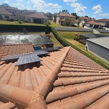 Roof-cleaning-in-Lakeland-FL 7