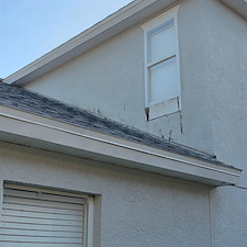 Stucco-House-Wash-in-Lithia-FL-Thompson-Pressure-Washing 5