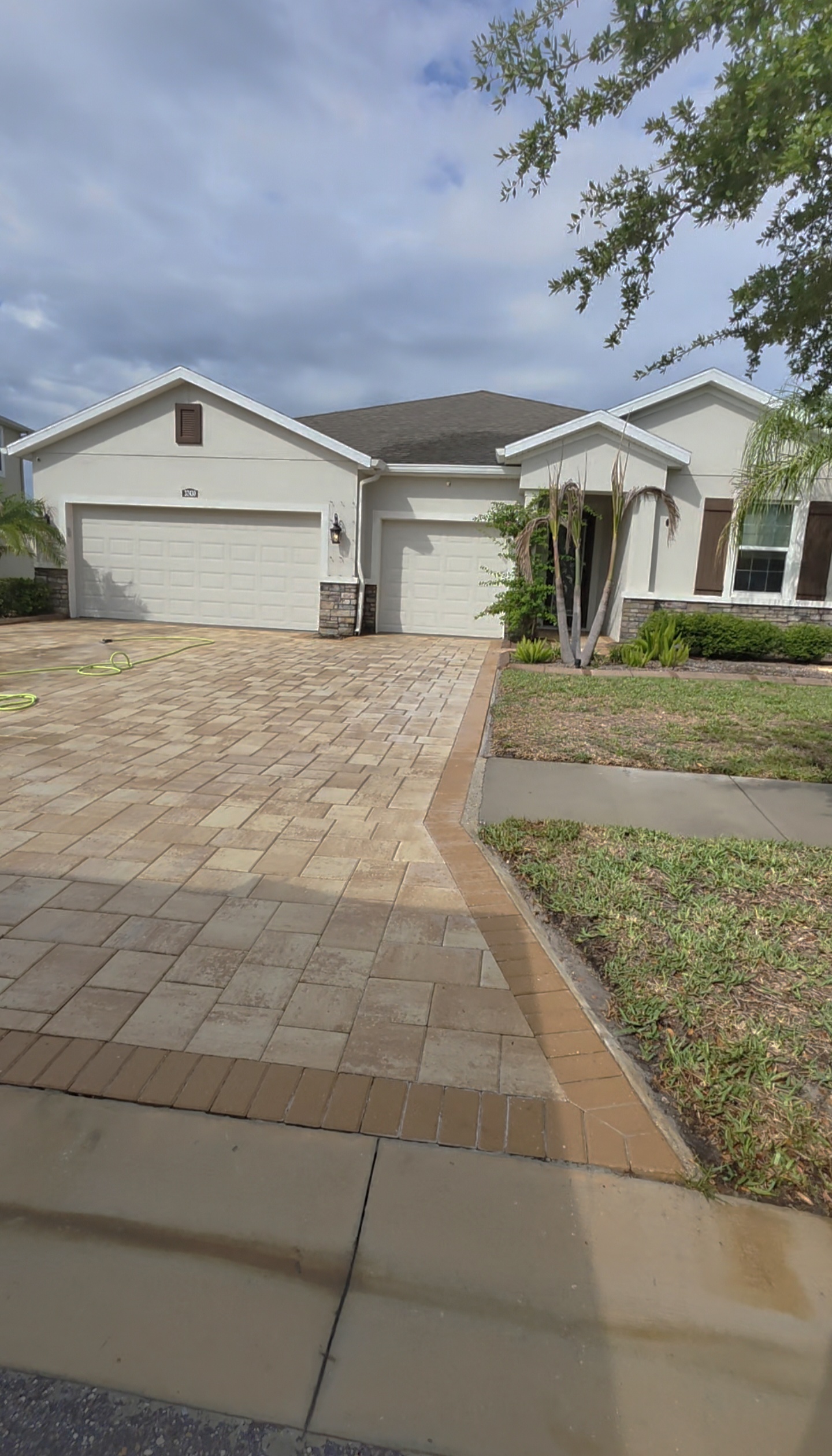 Stucco House Washing in Zephyrhills, FL | Thompson Pressure Washing