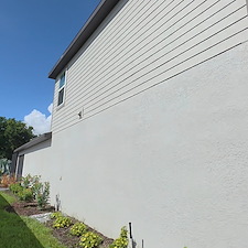 Winter-Haven-Home-Gets-Fresh-Look-with-Soft-House-Washing 0